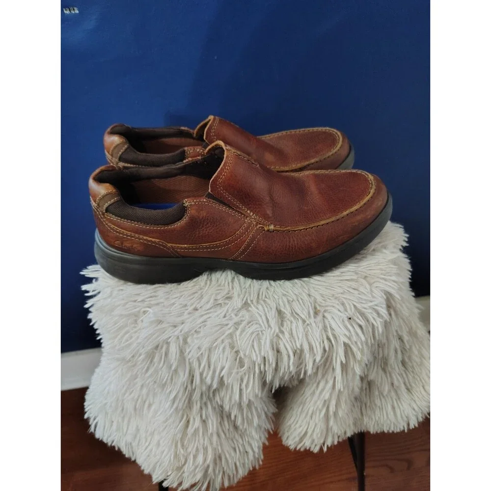 Clarks Men's Tumbled Brown Leather Loafers Size 11 Shoes